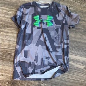 Youth UA Heatgear Shirt- Great Condition